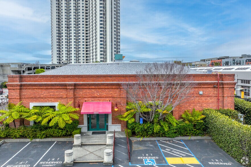 More Photos Of 5903-5909 Christie Ave, Emeryville Office For Sale