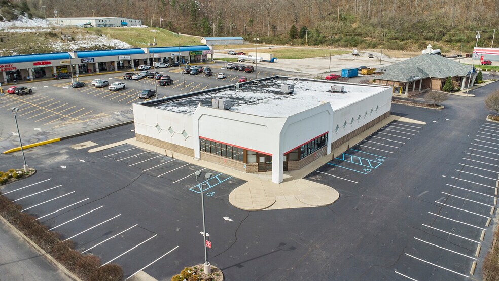 More Photos Of 60 Business US 23 N, Louisa Freestanding For Lease
