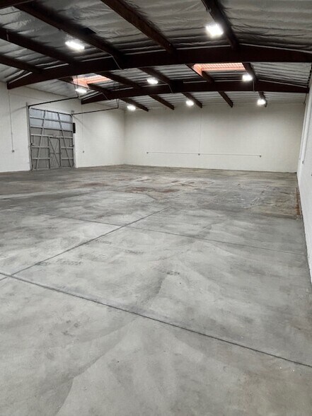 More Photos Of 4355-4357 Rowland Ave, El Monte Manufacturing For Lease