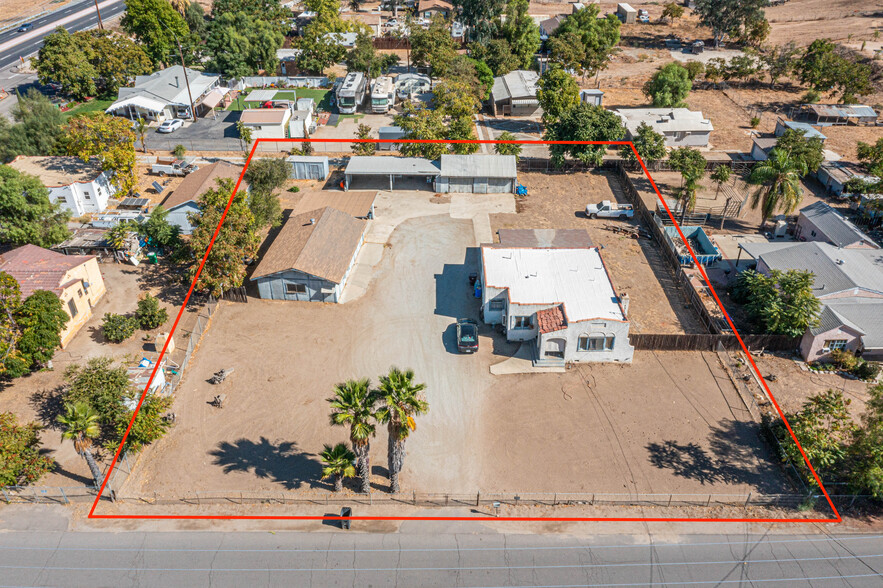 Primary Photo Of 26380 Green Ave, Hemet Flex For Sale