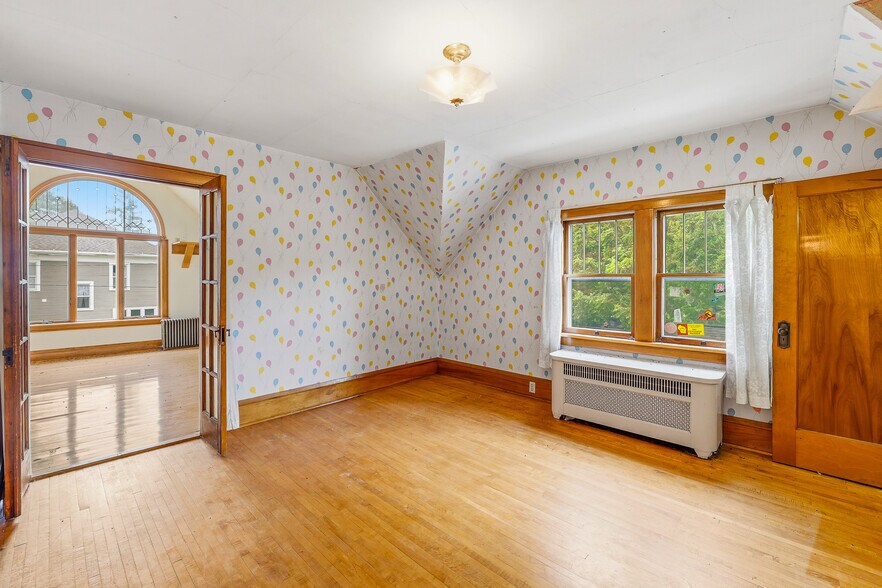 More Photos Of 181 S Main St, Markesan Office Residential For Sale