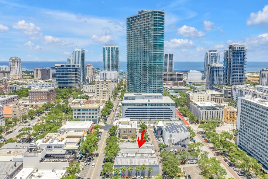 More Photos Of 540 Central Ave, Saint Petersburg Restaurant For Lease