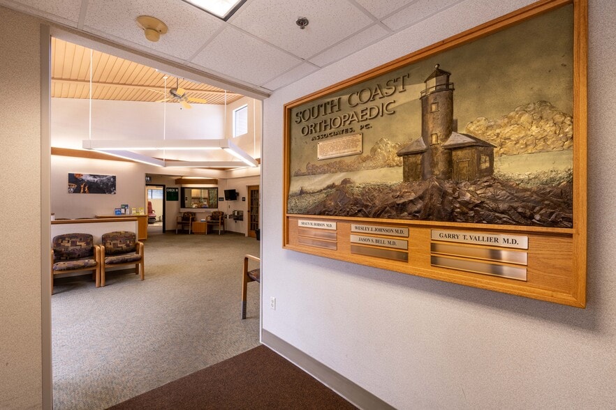 More Photos Of 2699 N 17th St, Coos Bay Medical For Sale