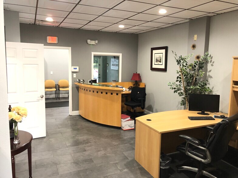 More Photos Of 2385 Tampa Rd, Palm Harbor Coworking Space