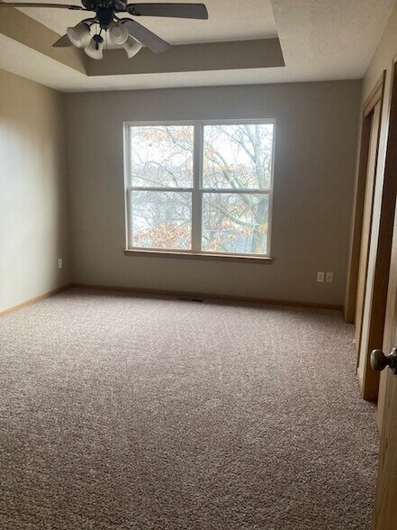 More Photos Of 3005-3033 S Shrank Cir, Independence Apartments For Sale