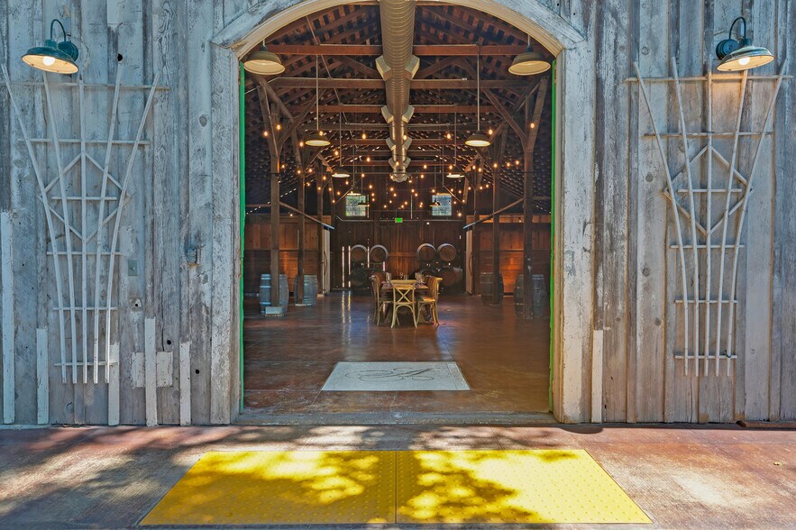 More Photos Of 125 Cristo Ln, Santa Rosa Specialty For Sale