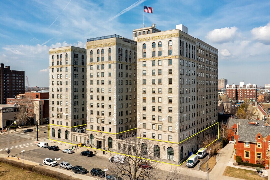 Primary Photo Of 15 E Kirby St, Detroit Apartments For Sale