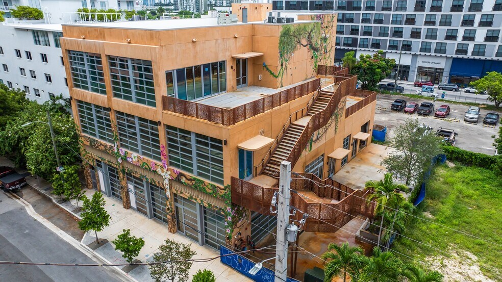 More Photos Of 70 NW 28th St, Miami Storefront Retail Office For Lease