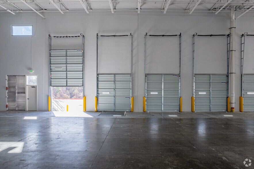 More Photos Of 1207 Farmers Rd, Grand Prairie Warehouse For Sale