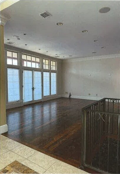 More Photos Of 945 Westminster St, Providence Light Manufacturing For Lease