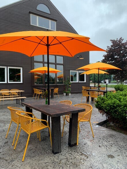 More Photos Of 1200 Portland Rd, Arundel Freestanding For Sale