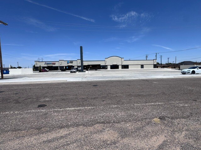 More Photos Of 1801 Linda Ave, Odessa Storefront For Lease