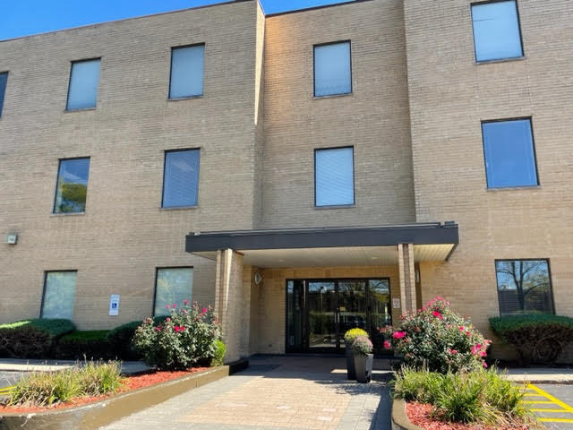 More Photos Of 1275 Davis Rd, Elgin Office For Lease