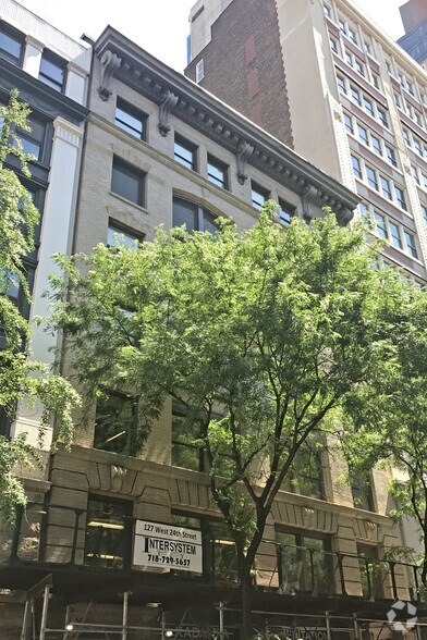More Photos Of 127 W 24th St, New York Loft Creative Space For Sale