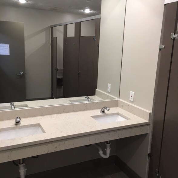 More Photos Of 7211 N Dale Mabry, Tampa Office For Lease