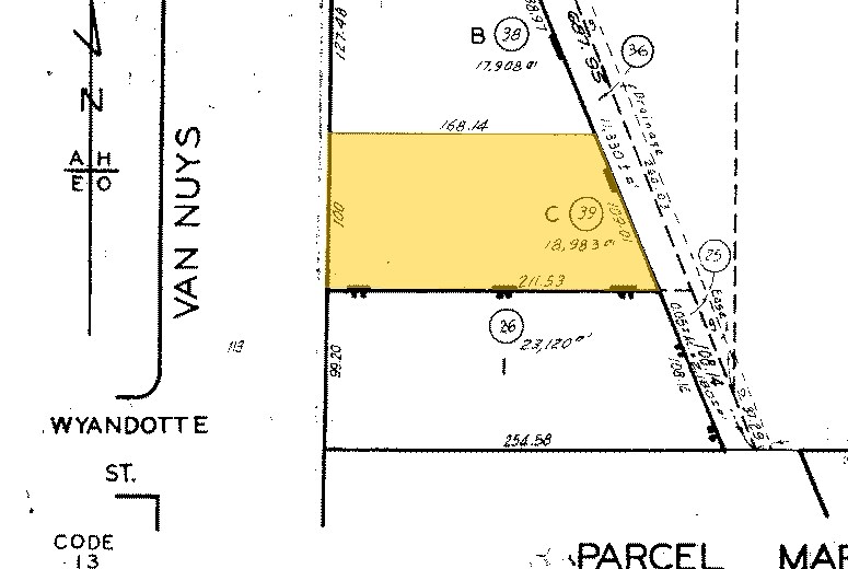 More Photos Of 7310 Van Nuys Blvd, Van Nuys Auto Repair For Lease