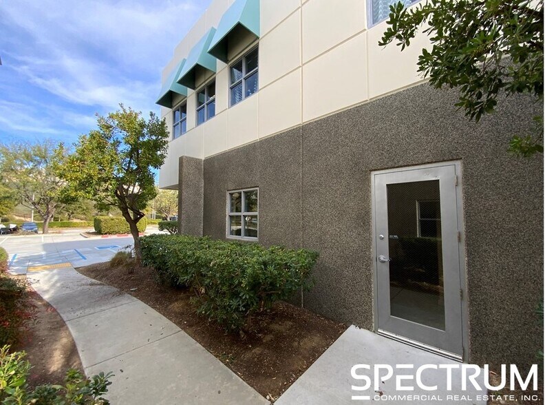 More Photos Of 27893 Smyth Dr, Valencia Office For Lease