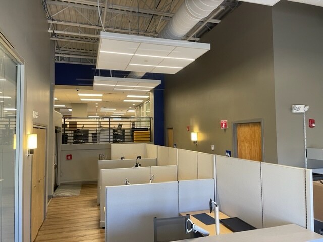More Photos Of 623 Centre St, Brockton Office For Lease