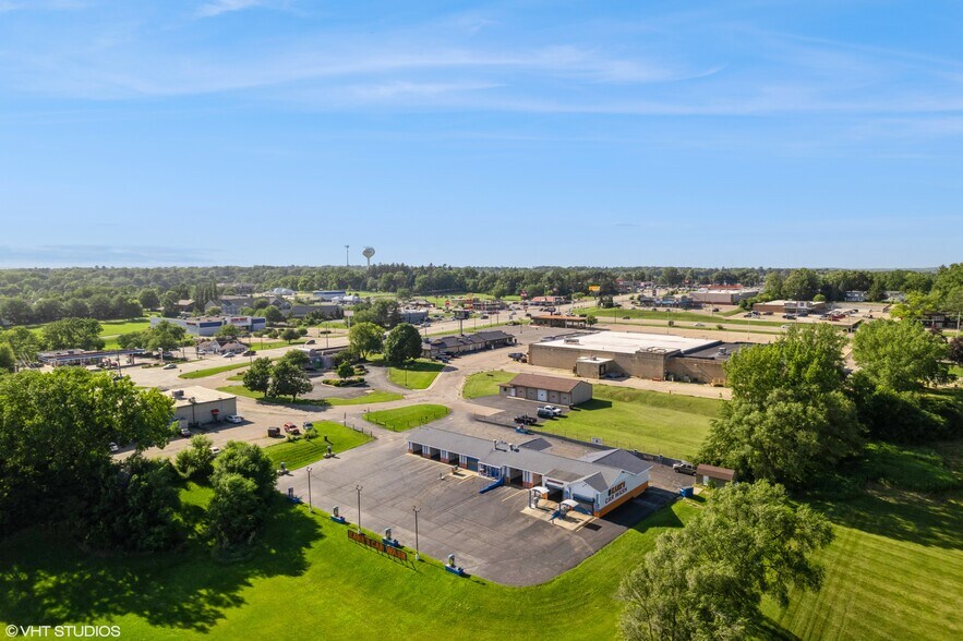 More Photos Of 731 Midwest Ct, Freeport Carwash For Sale