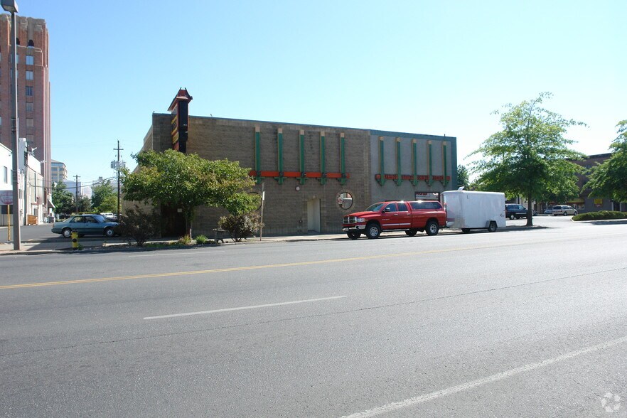 More Photos Of 9 S 1st St, Yakima Restaurant For Sale