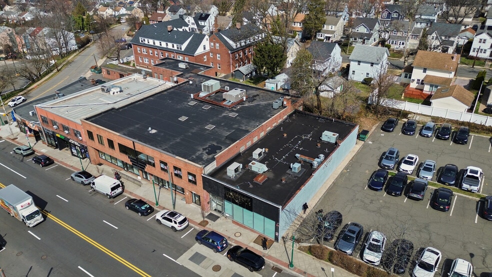 More Photos Of 545-553 Cedar Ln, Teaneck Office For Sale