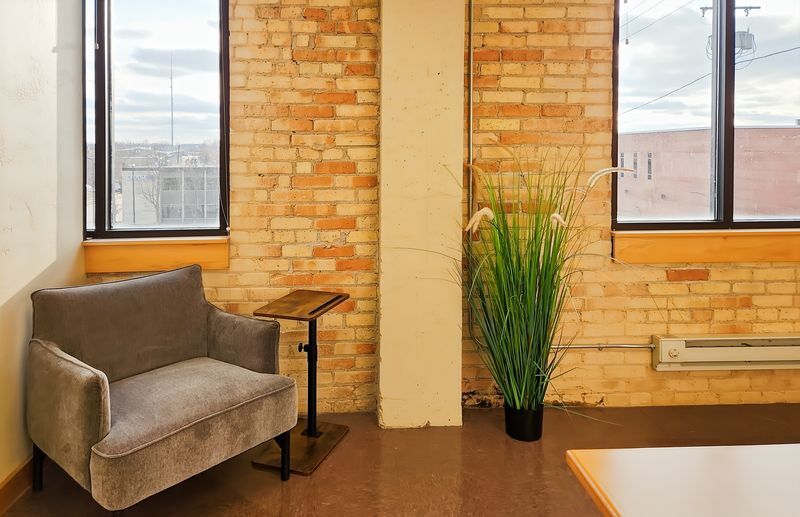 More Photos Of 540 N Broadway, Green Bay Coworking Space