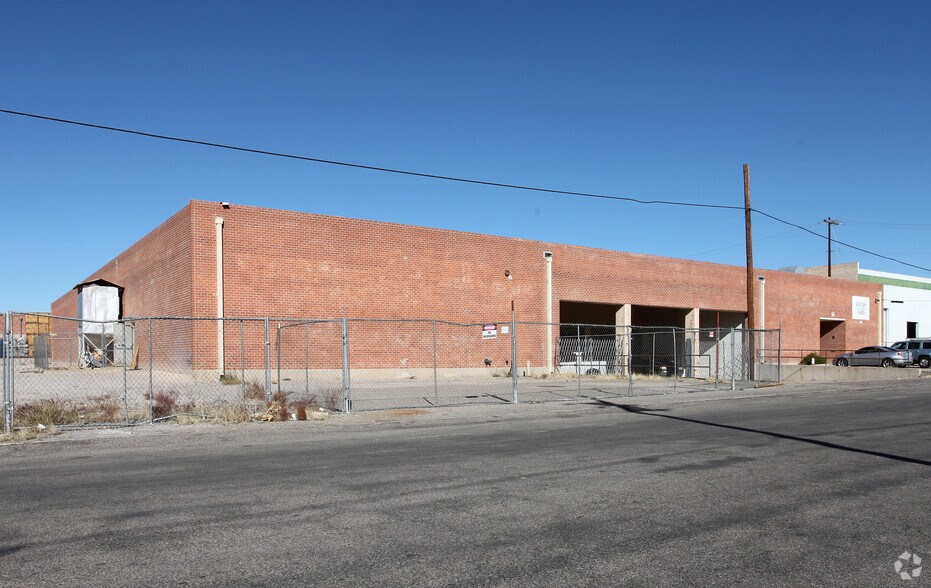 More Photos Of 909 E 17th St, Tucson Manufacturing For Sale
