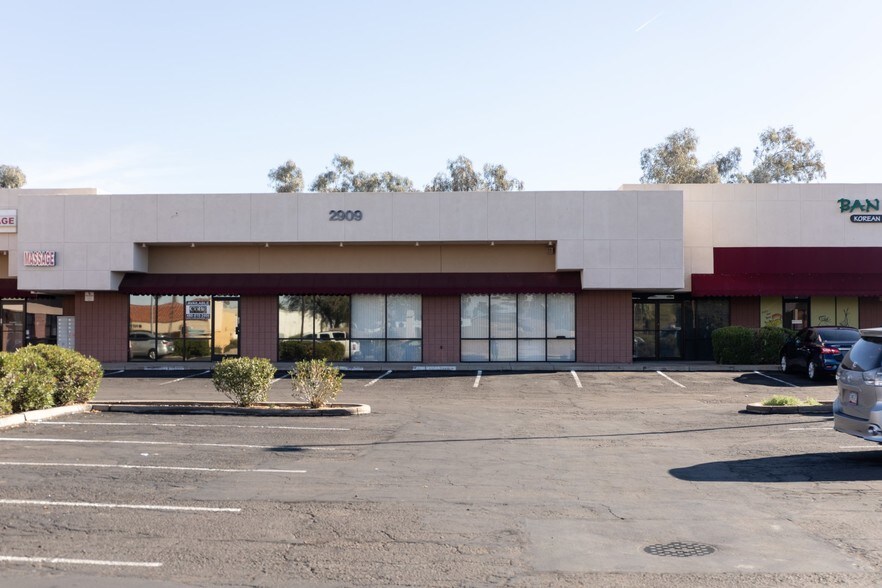More Photos Of 2909-2917 S Dobson Rd, Mesa Storefront Retail Office For Lease