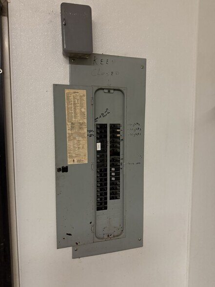 More Photos Of 7980-8000 Amador Valley Blvd, Dublin Unknown For Lease