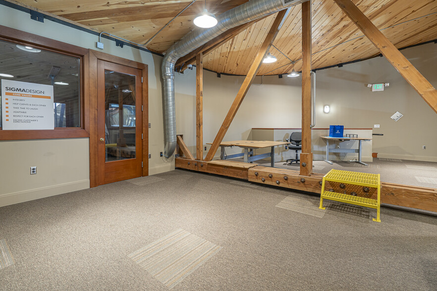 More Photos Of 1714 Broadway St, Vancouver Auto Repair For Lease