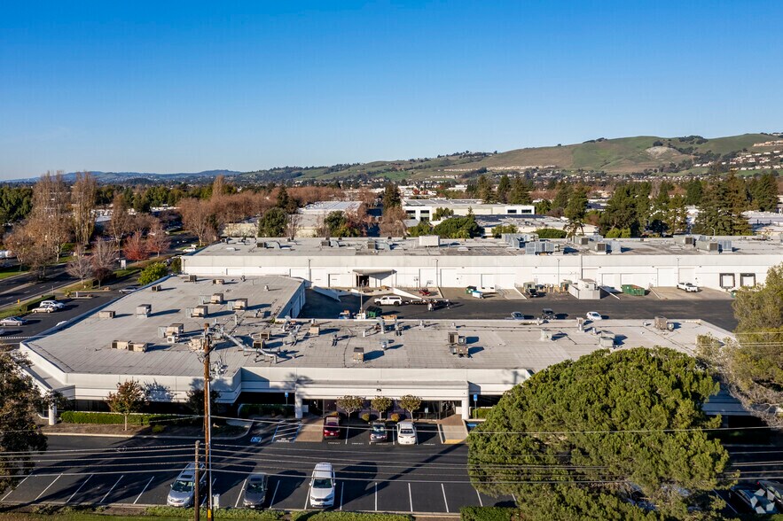 More Photos Of 31350-31398 Huntwood Rd, Hayward Unknown For Lease