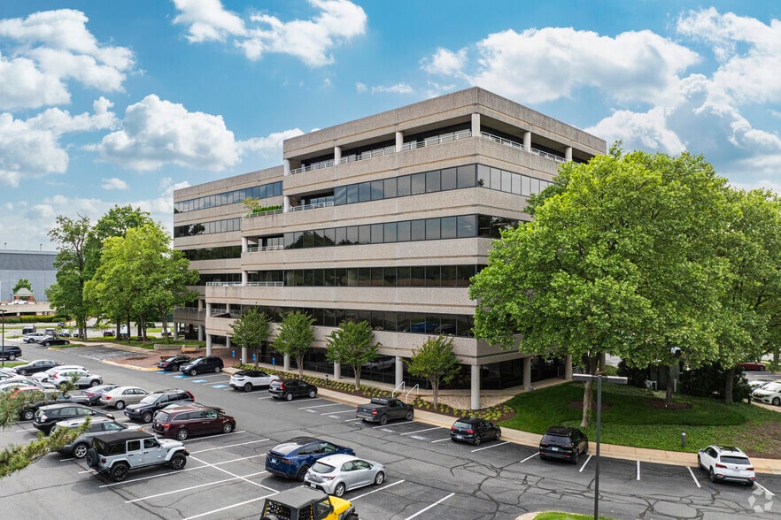 More Photos Of 12355 Sunrise Valley Dr, Reston Office For Lease