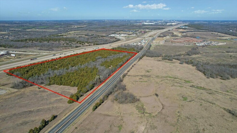 More Photos Of SEQ of I-75 & Ponderosa, Howe Land For Sale