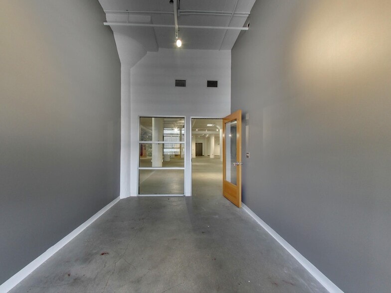More Photos Of 1890 Bryant St, San Francisco Warehouse For Lease