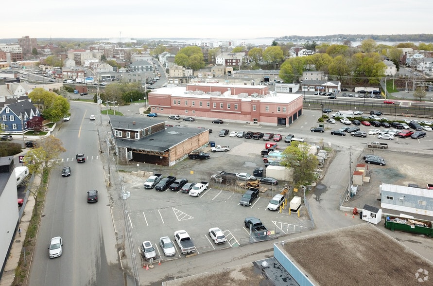 Primary Photo Of 1 Jefferson Ave, Salem Warehouse For Sale