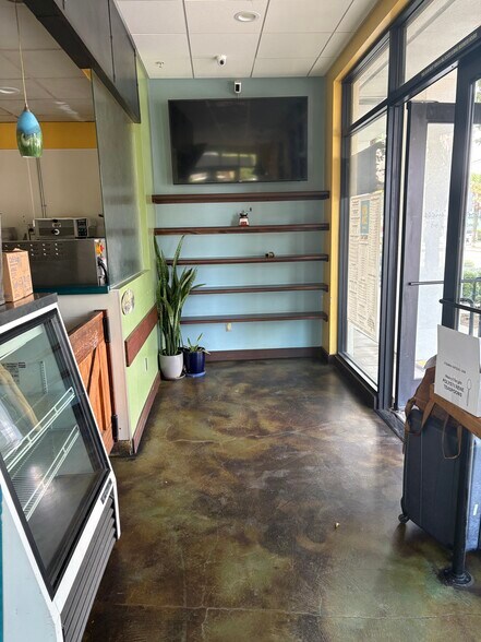 More Photos Of 1066 41st Ave, Capitola Apartments For Sale