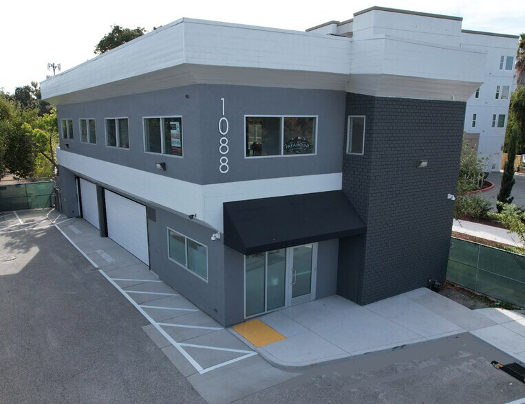Primary Photo Of 1088 Branham Ln, San Jose Loft Creative Space For Lease