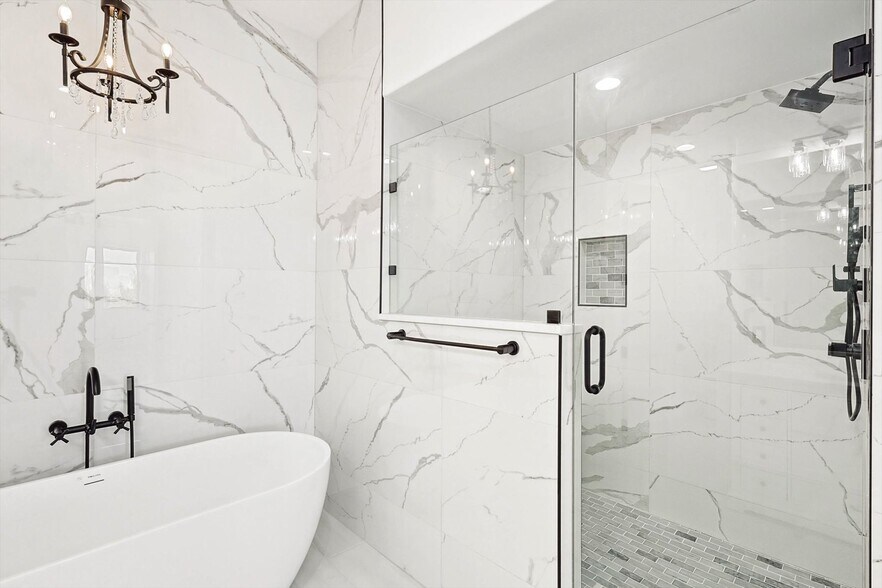 More Photos Of 767 W Main St, Coppell Storefront Retail Office For Sale