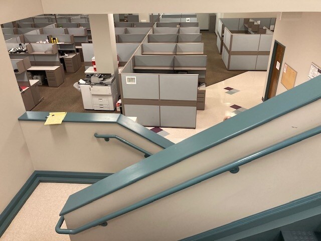 More Photos Of 3429 Regal Dr, Alcoa Office For Lease