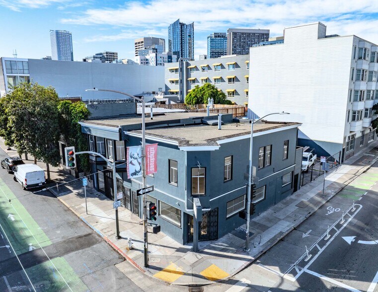 More Photos Of 190 8th St, San Francisco Storefront For Sale