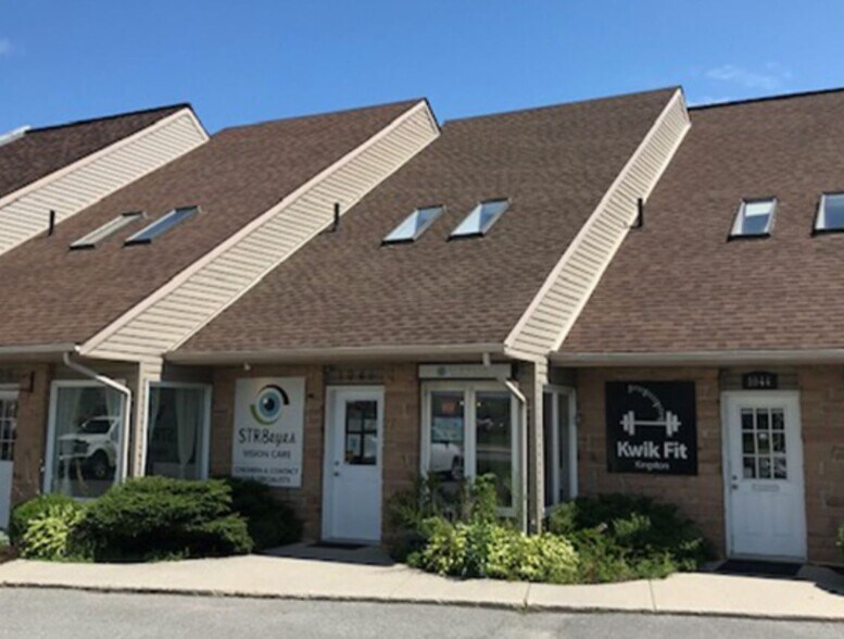 Primary Photo Of 1044-1058 Gardiners Rd, Kingston Office For Lease