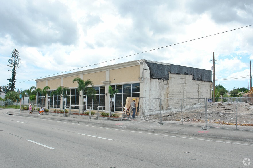 More Photos Of 2930 Forest Hill Blvd, West Palm Beach Storefront For Lease
