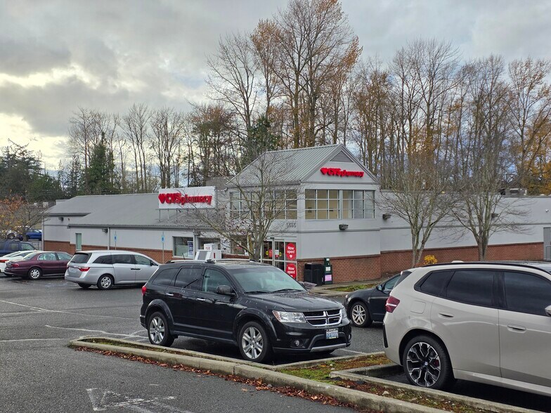 More Photos Of 5655 3rd Ave, Ferndale General Retail For Sale