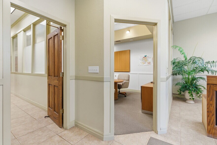 More Photos Of 1025 Central Ave, Tracy Medical For Sale