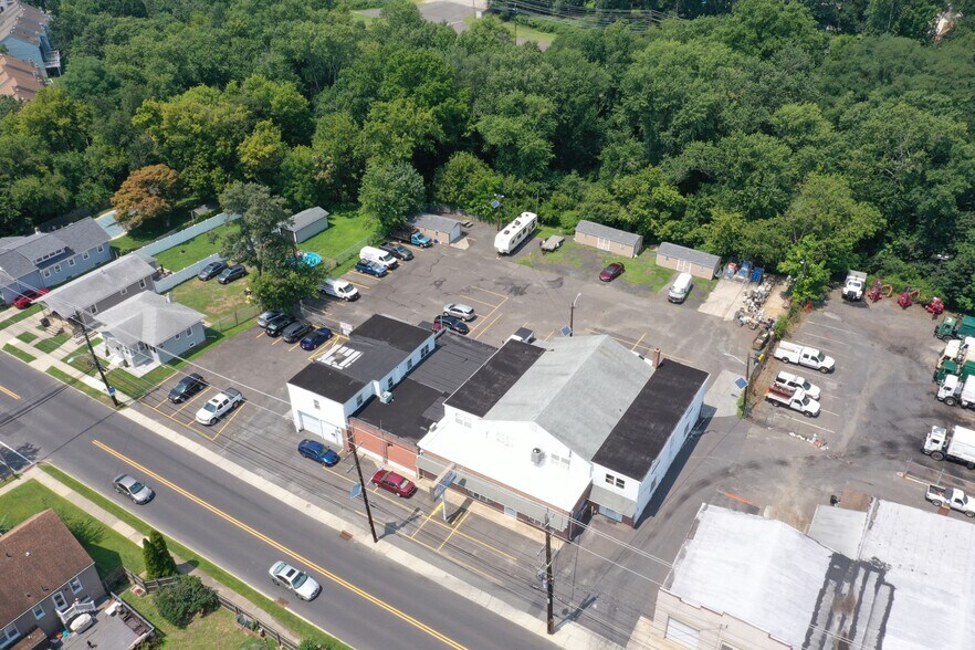 More Photos Of 257 W Nicholson Rd, Audubon Office For Sale