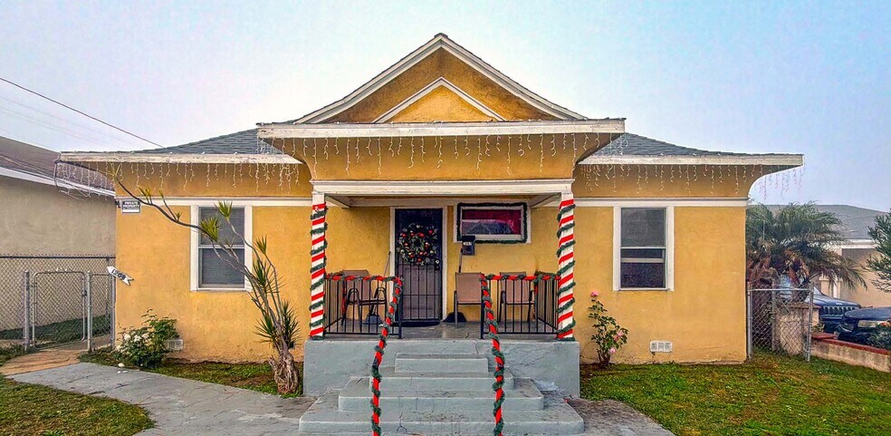 Primary Photo Of 1207 Bay View Ave, Wilmington Apartments For Sale
