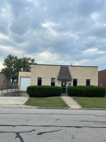 Primary Photo Of 1116 Morse Ave, Schaumburg Warehouse For Lease