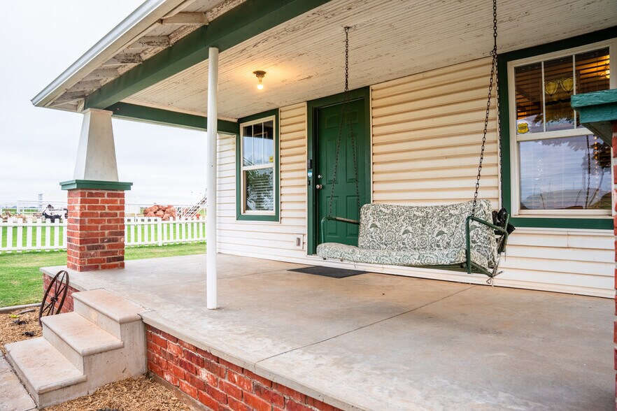 More Photos Of 1002 Old 66 Rd, Hydro Land For Sale