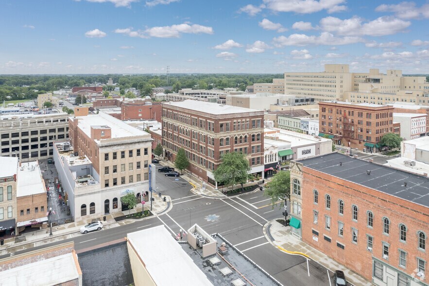 More Photos Of 401 S Main St, Findlay Office For Lease