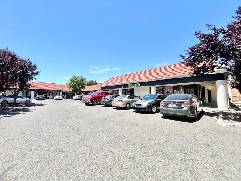 More Photos Of 2201 Northgate Blvd, Sacramento Unknown For Lease